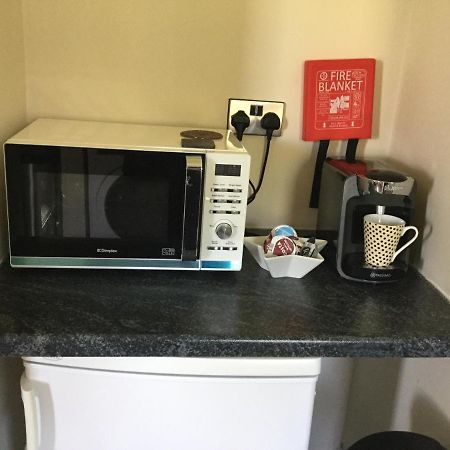 Adare Luxury Riverside Apartment Limerick Junction Esterno foto